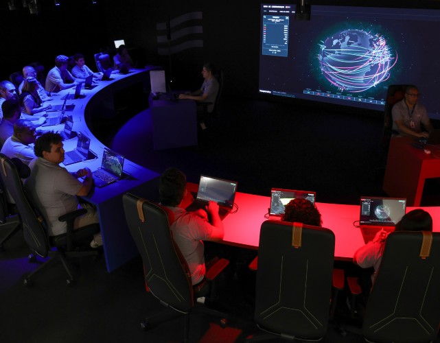 FIRJAN/SENAI OFERECE 500 VAGAS PARA CURSO ON LINE DE INTELIGENCIA ARTIFICIAL.