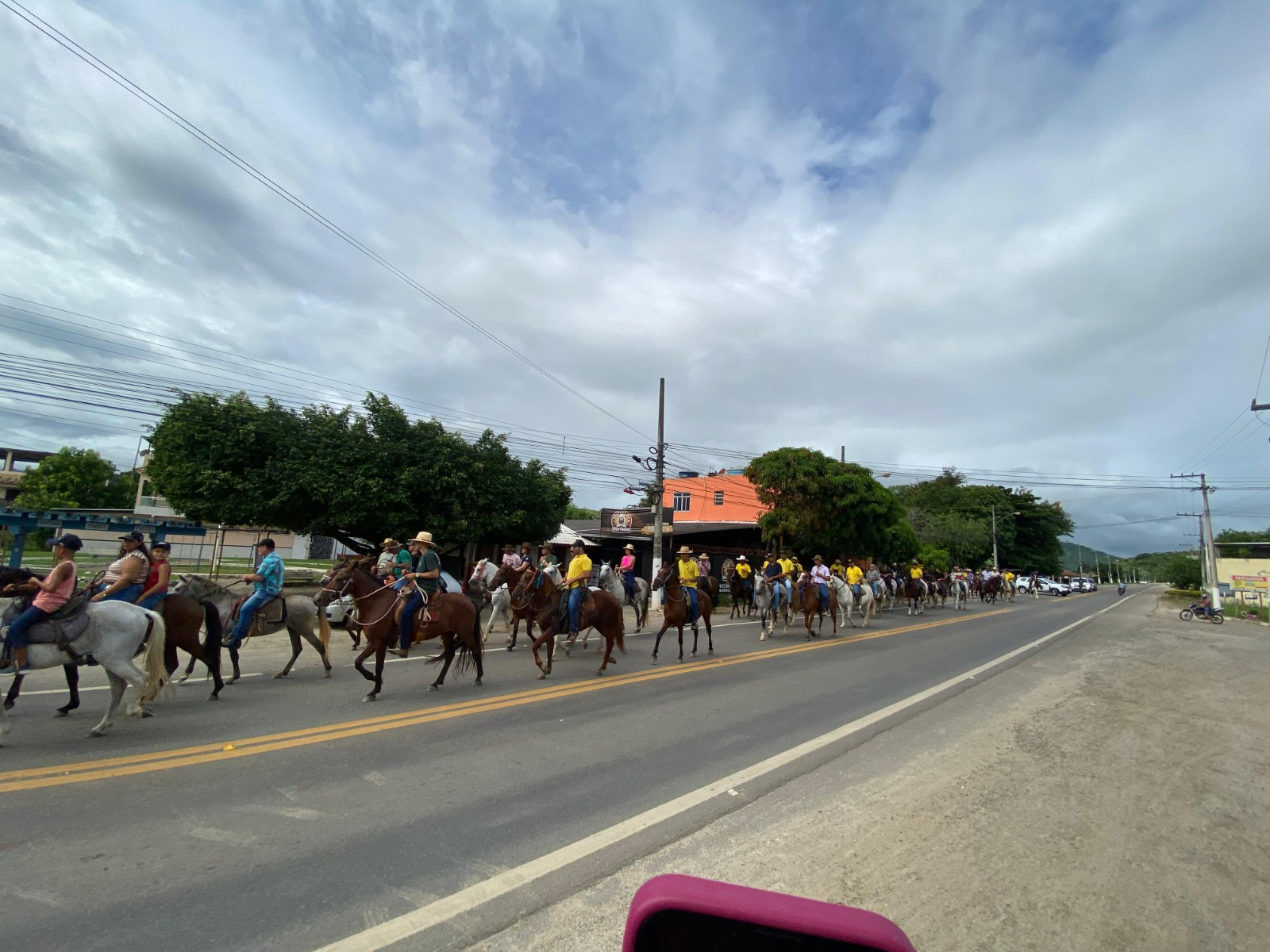 PONTE DE TÁBUA ABRE TEMPORADA FESTIVA EM ITALVA/RJ NESTE DOMINGO.
