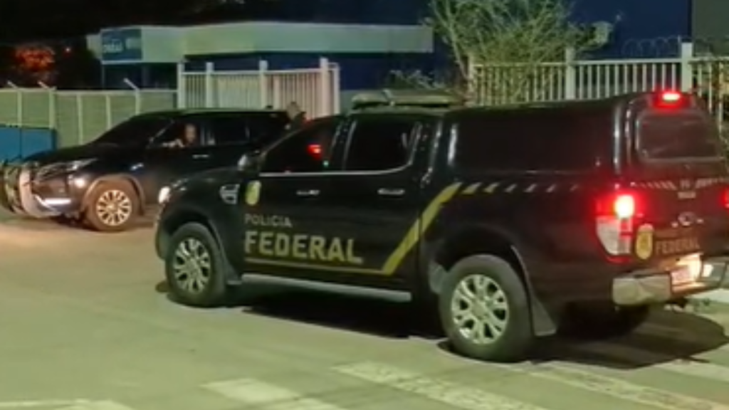 RIO DAS OSTRAS/RJ:  P. F. INVESTIGA SUPOSTA FRAUDE EM TRANSPORTE ESCOLAR.