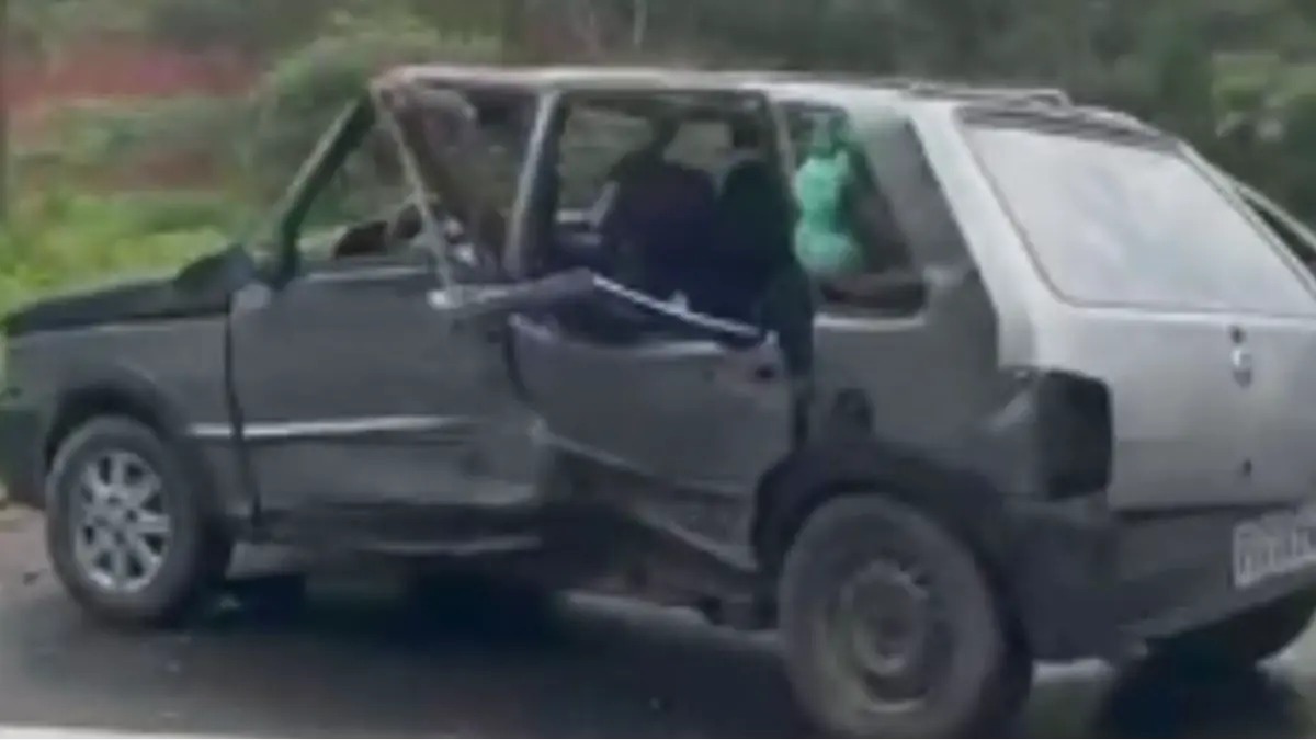 GRAVE ACIDENTE TIRA A VIDA DE TRÊS PESSOAS NA BR 356 EM ITAPERUNA/RJ.